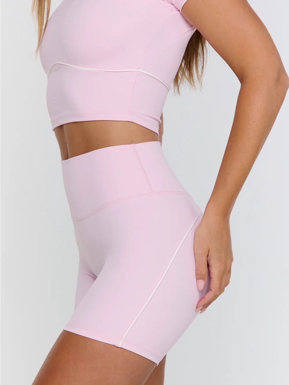 Astoria Airvíve Short - Pink/Cream